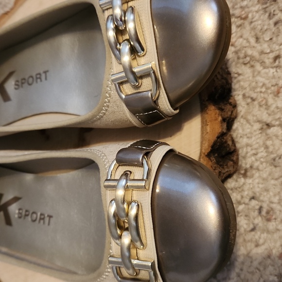 Anne Klein Sport Womens Flats Sz 7 - Picture 2 of 9
